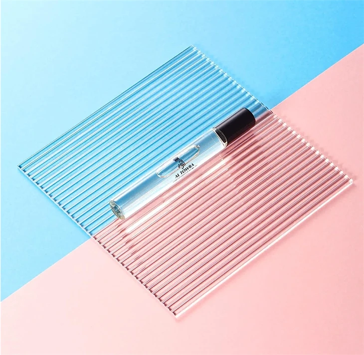 Streak Acrylic Striped Wave Board Sheet